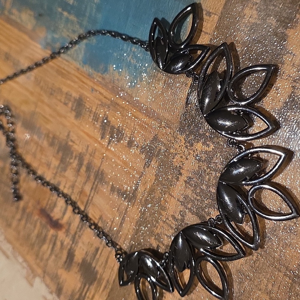 INC International Concepts Silver and Cream Leaf Necklace - Picture 4 of 4